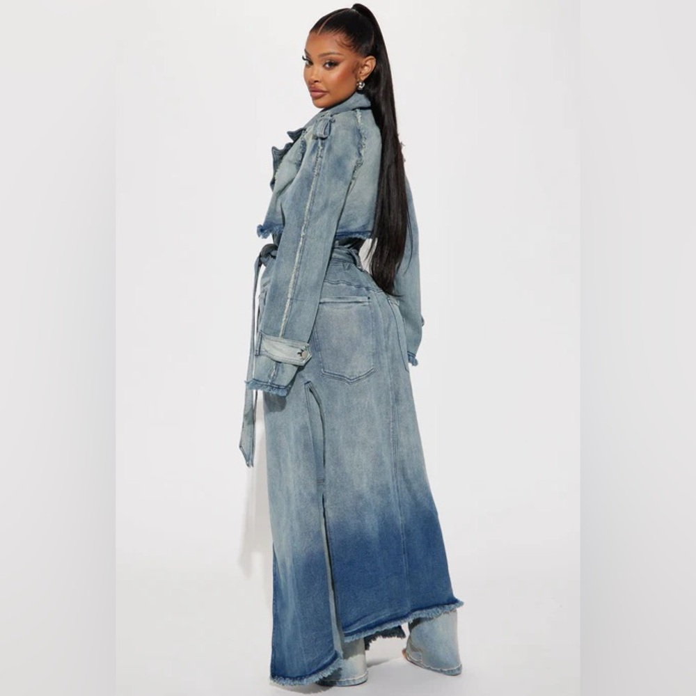Stylish Light Blue Women's Denim Double Breasted Trench Coat size Med - Picture 3 of 5